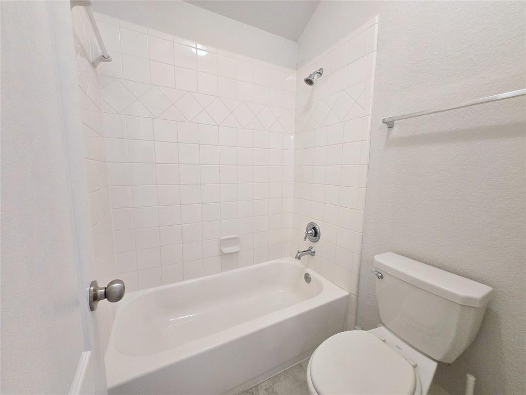 3559 Britton Burrow Way, Richmond, Texas image 32