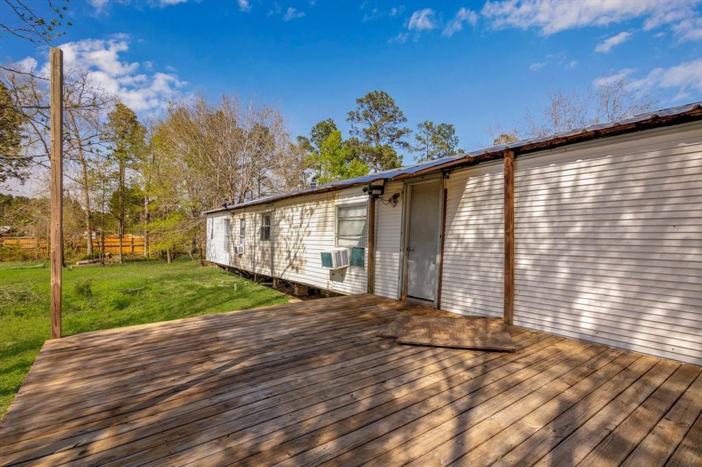 1867 County Road 3550, Cleveland, Texas image 5