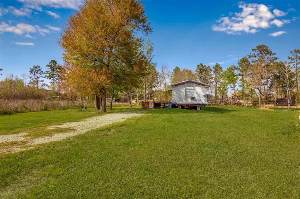 1867 County Road 3550, Cleveland, Texas image 3
