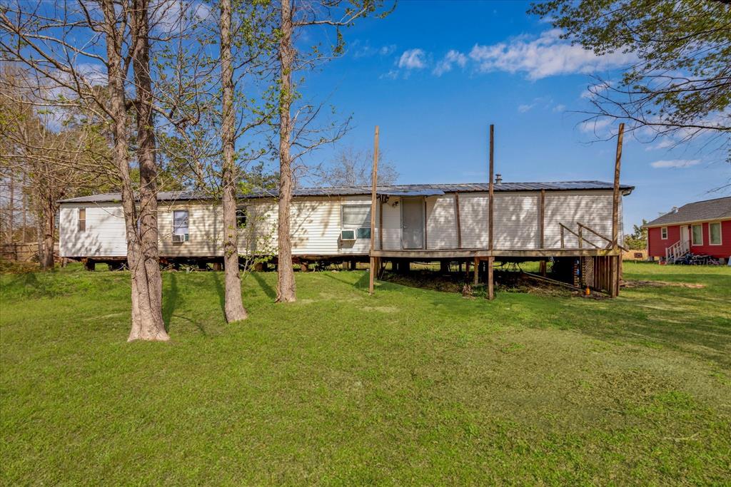 1867 County Road 3550, Cleveland, Texas image 2