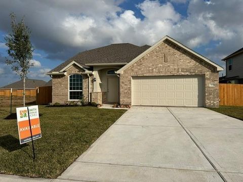 Single Family Residence in La Marque TX 771 Woodhaven Lakes Drive.jpg