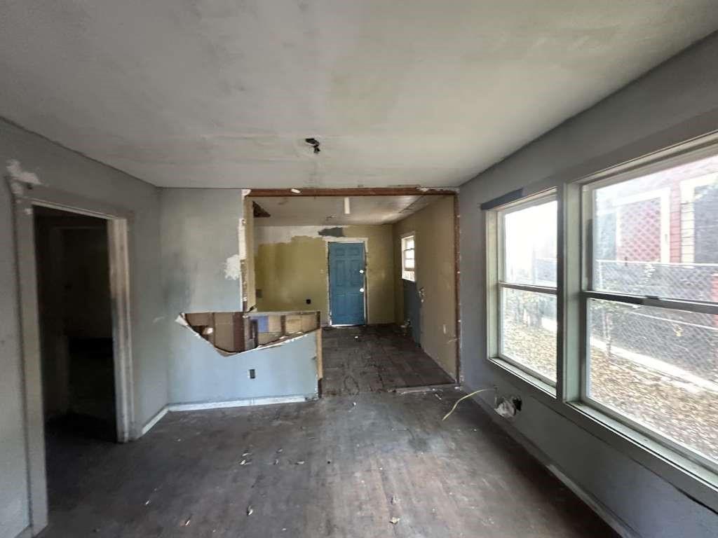 706 Gulf St, San Antonio, Texas image 2