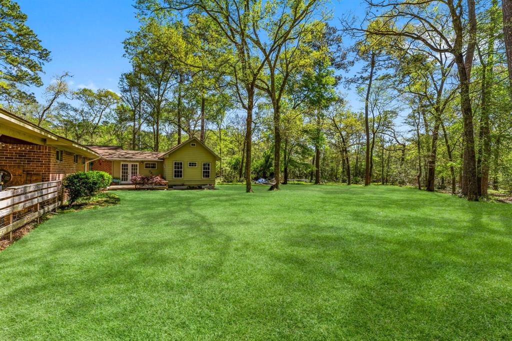 3027 Pine Acres Drive, Conroe, Texas image 24