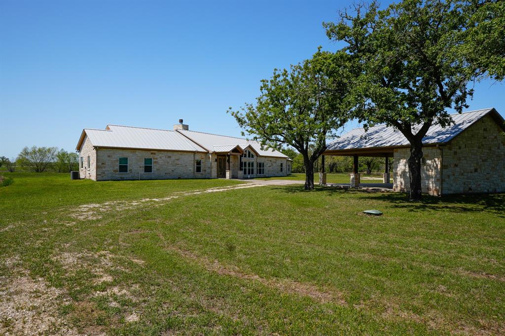5411 N State Highway 95, Flatonia, Texas image 8