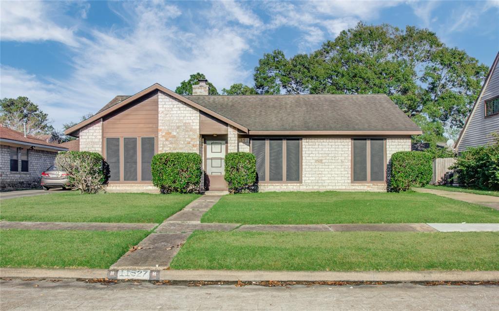 11527 Sagewillow Lane