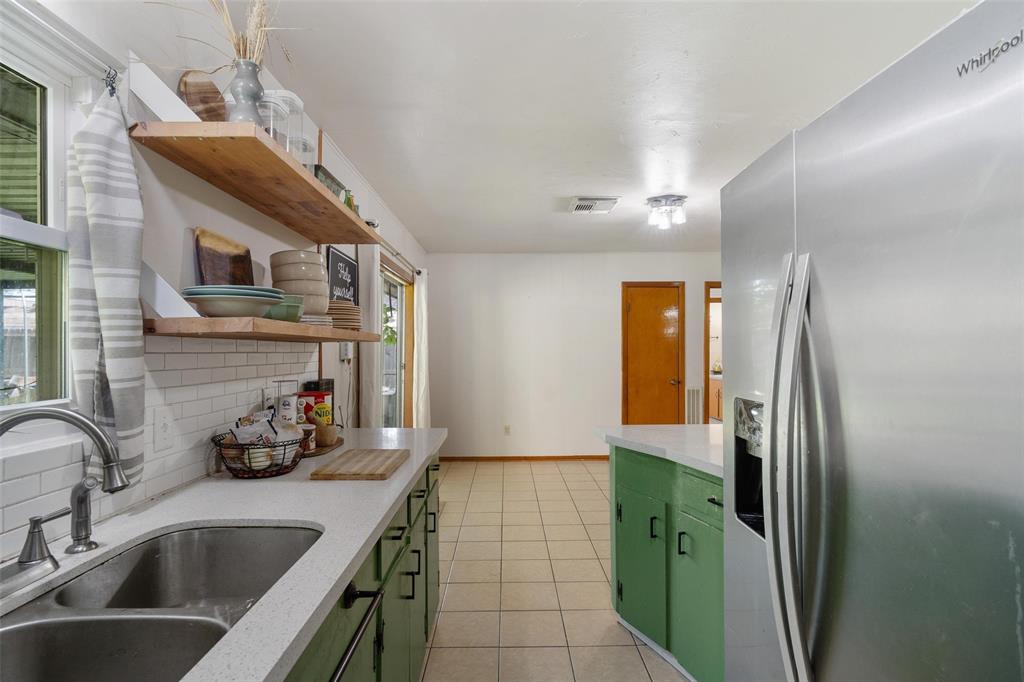 313 Ellen Drive, Deer Park, Texas image 6