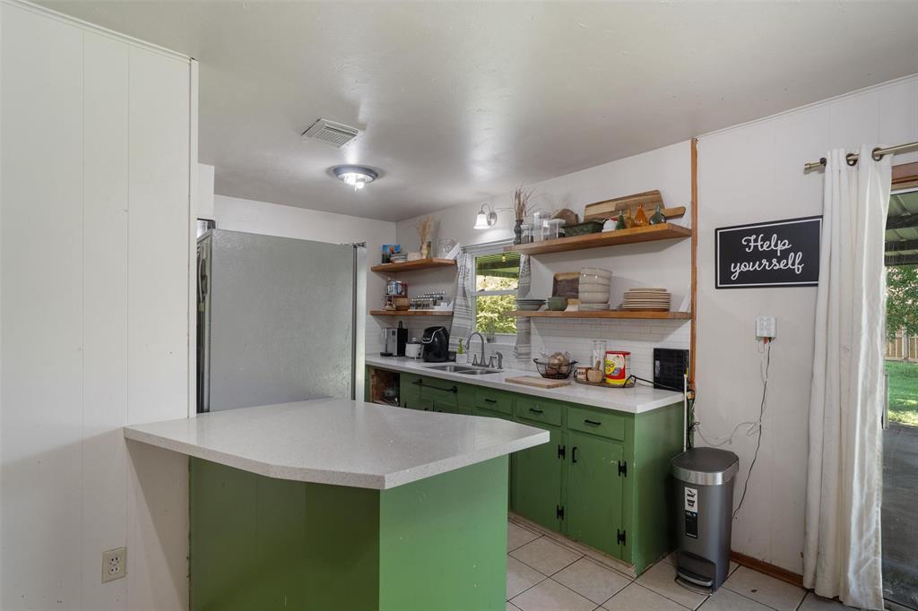 313 Ellen Drive, Deer Park, Texas image 8