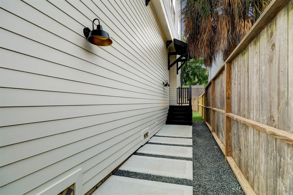 1411 W 23rd Street, Houston, Texas image 5