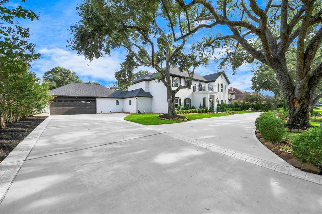 1255 Sugar Creek Boulevard
