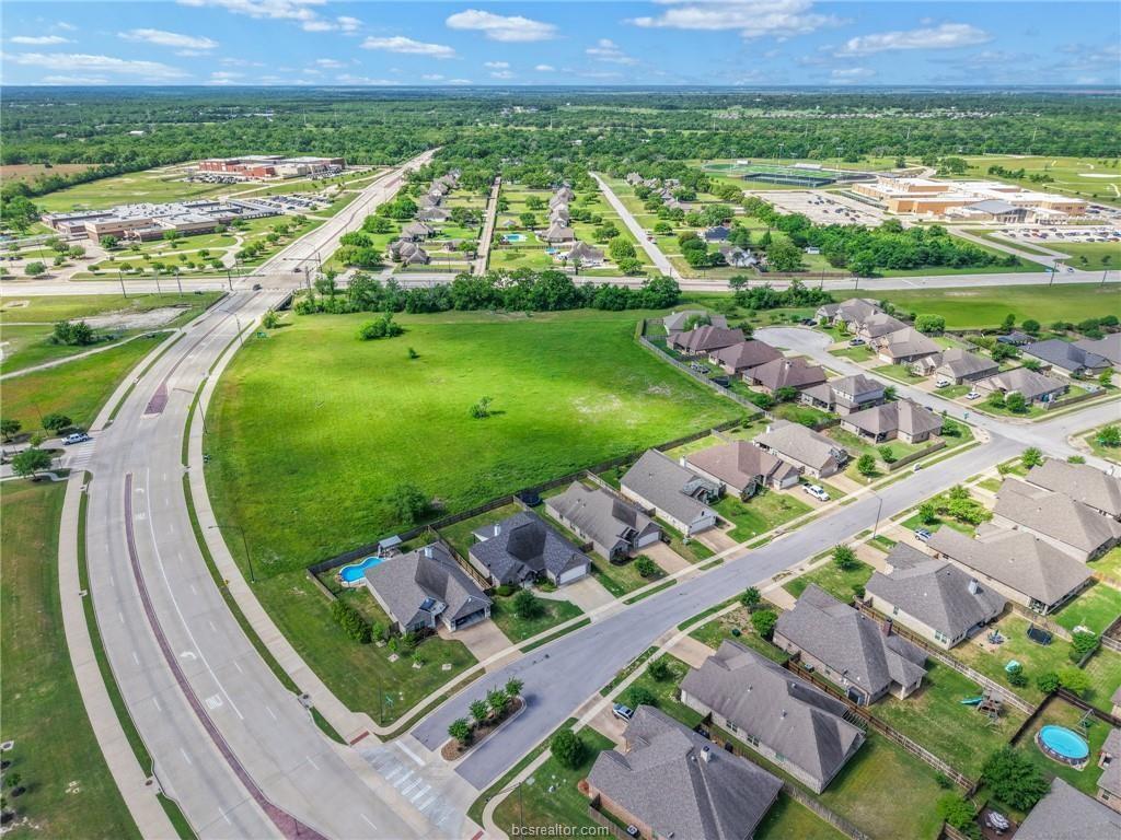 15630 Shady Brook Lane, College Station, Texas image 29