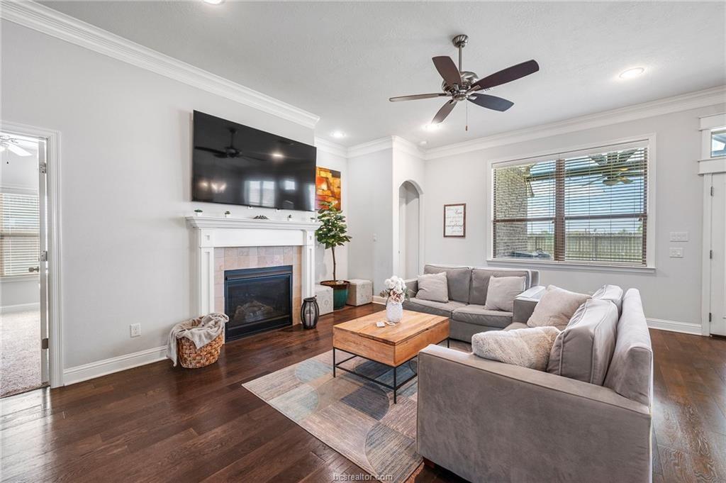 15630 Shady Brook Lane, College Station, Texas image 7