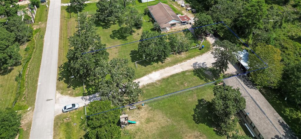 23715 Saxon Way