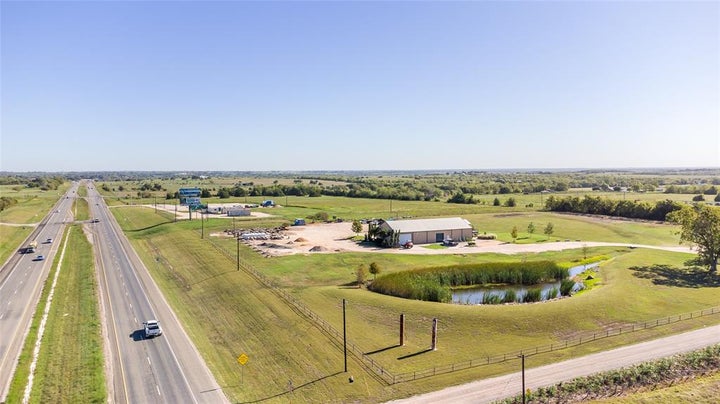 Photo 1 of 20 — 75 Memory Lane, Burton, TX 77835