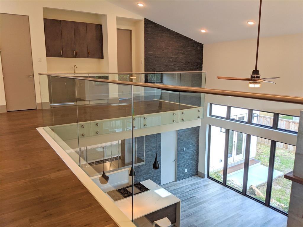 2214 Hewitt Drive, Houston, Texas image 10