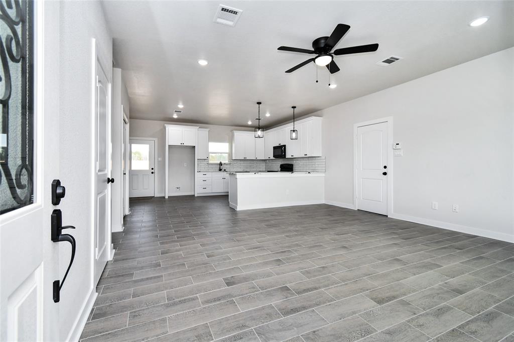 14747 Echo Pines Court, Conroe, Texas image 8