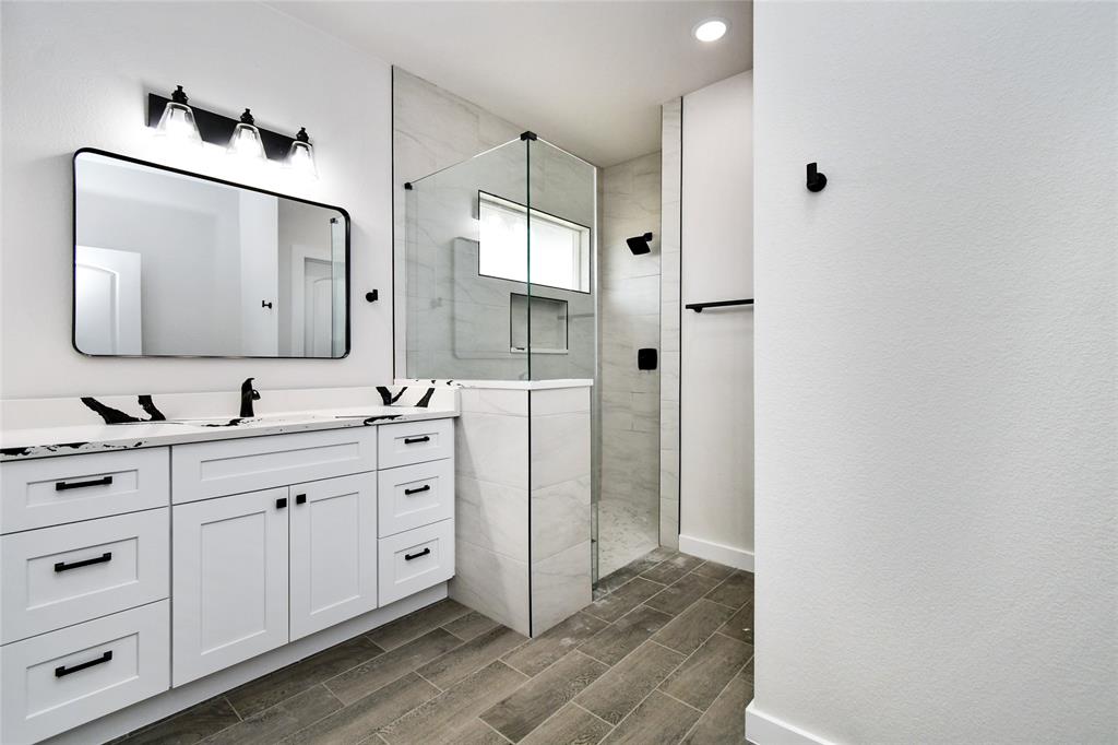 14747 Echo Pines Court, Conroe, Texas image 17