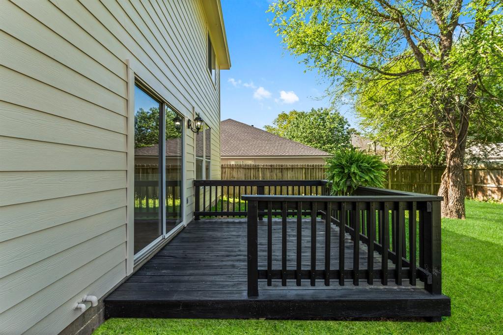 235 Doncaster Street, Conroe, Texas image 32