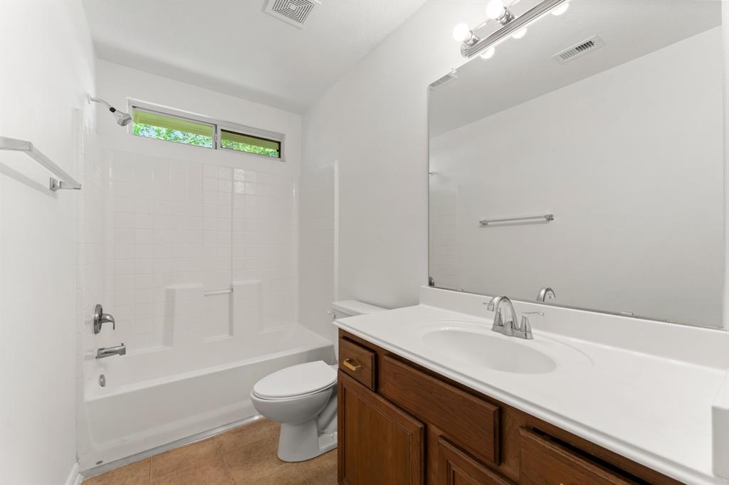 235 Doncaster Street, Conroe, Texas image 28