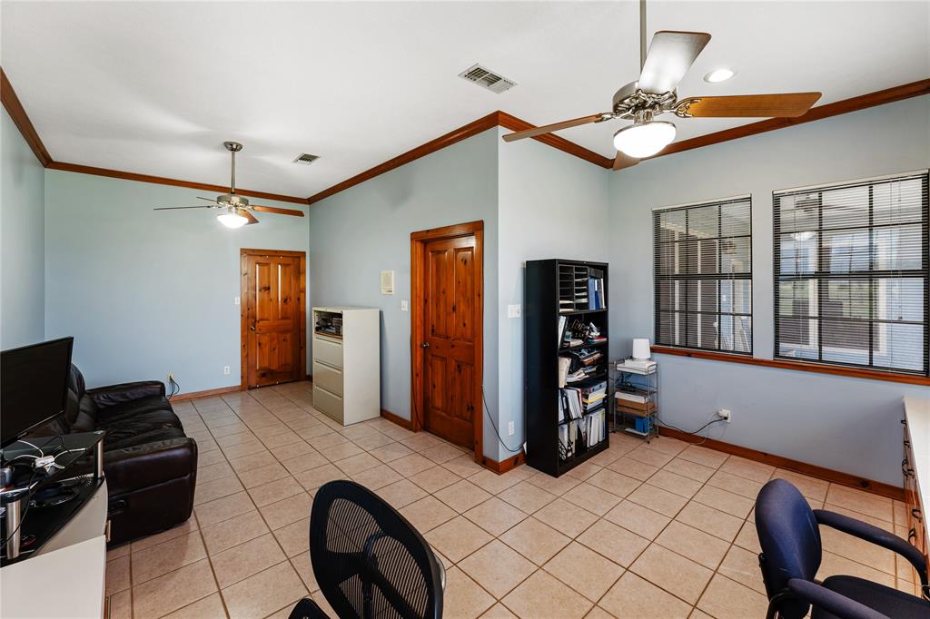 3021 W Fm 1093 Road, Wallis, Texas image 31