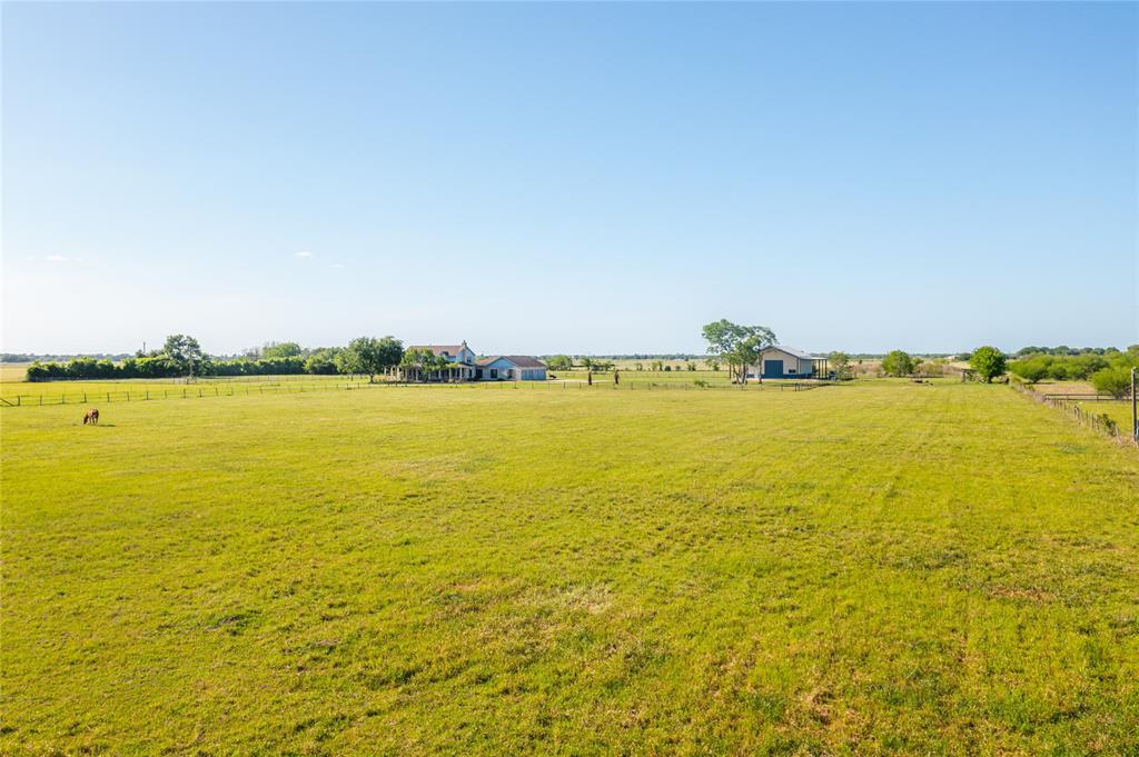 3021 W Fm 1093 Road, Wallis, Texas image 2