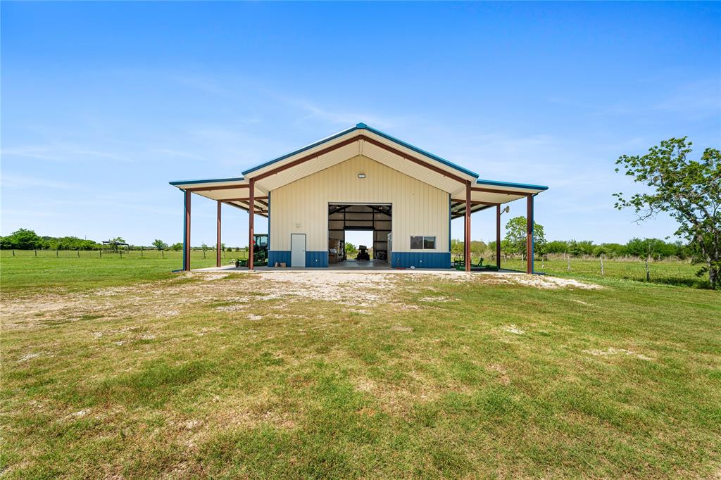 3021 W Fm 1093 Road, Wallis, Texas image 37