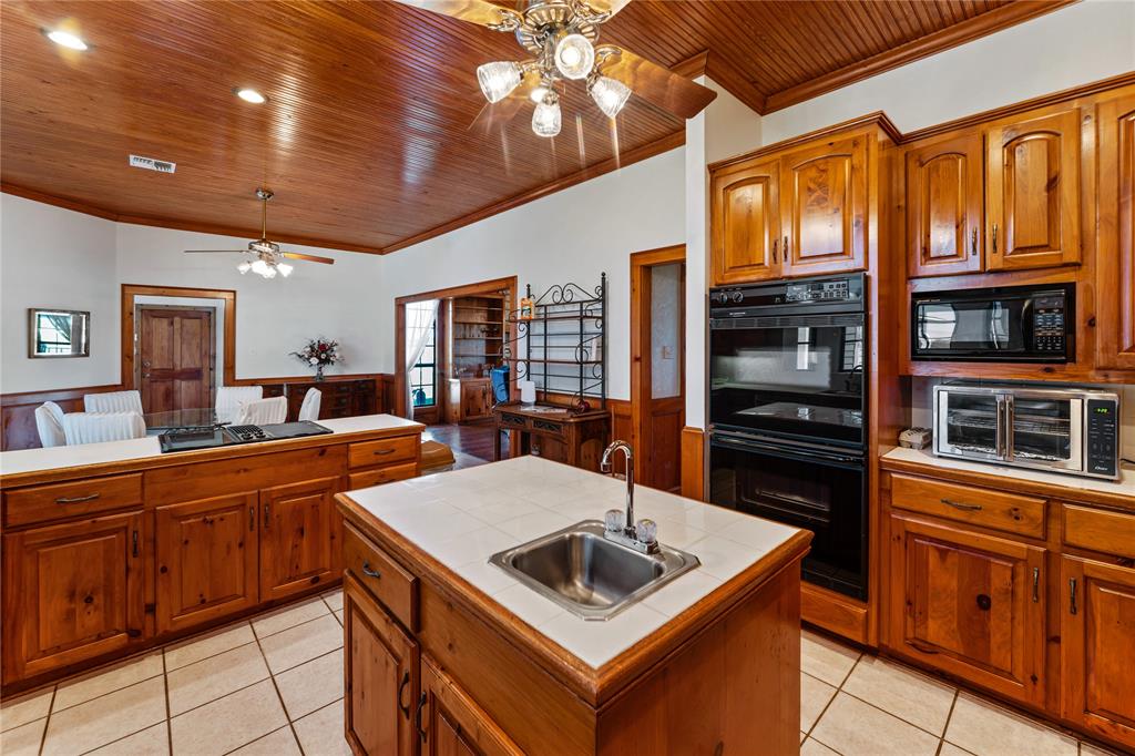 3021 W Fm 1093 Road, Wallis, Texas image 13
