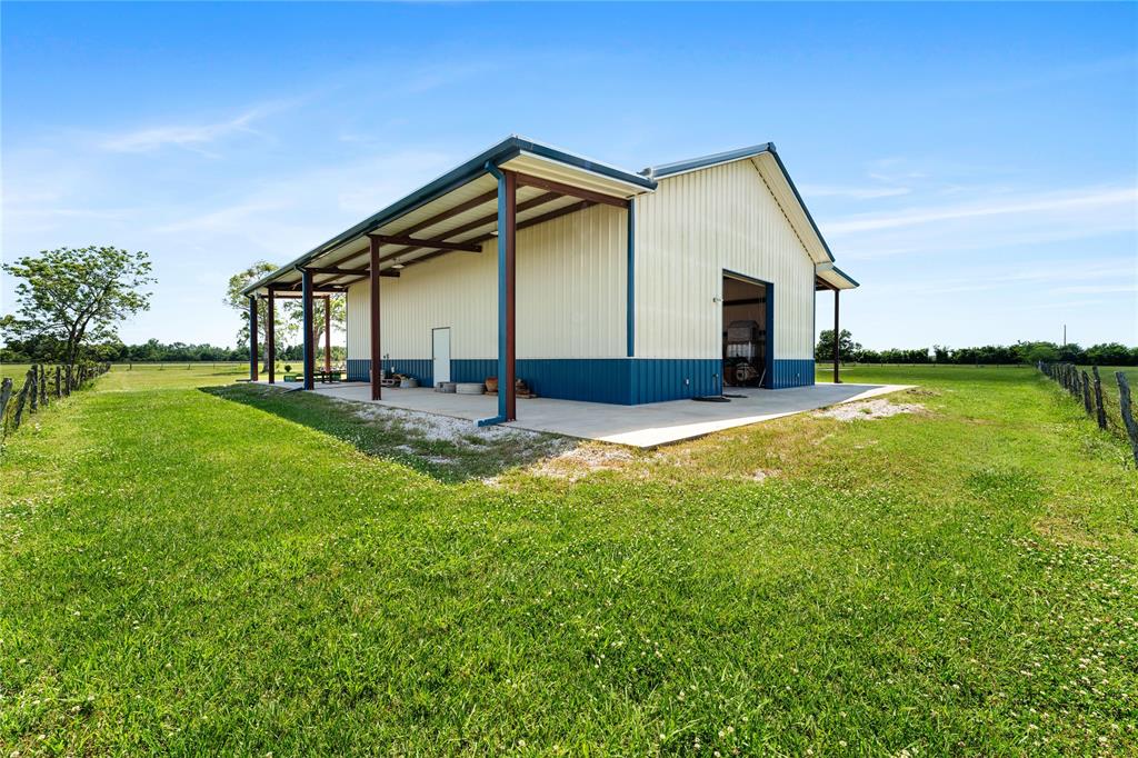 3021 W Fm 1093 Road, Wallis, Texas image 38