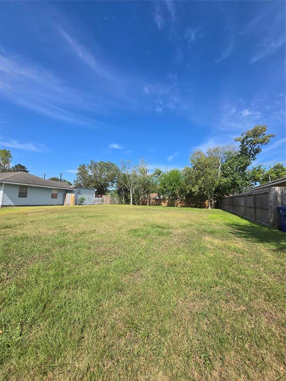 3018 Rust Avenue, Texas City, Texas image 9