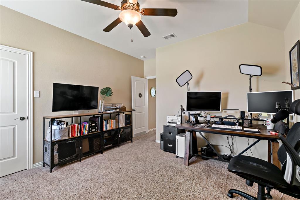 13102 Dover Bluff Drive, Rosharon, Texas image 29
