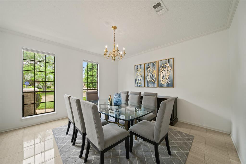203 Laurel Springs Court, Sugar Land, Texas image 5
