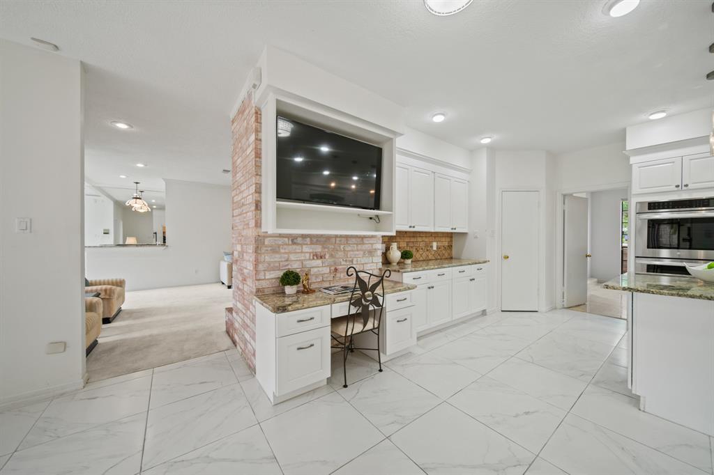 203 Laurel Springs Court, Sugar Land, Texas image 10