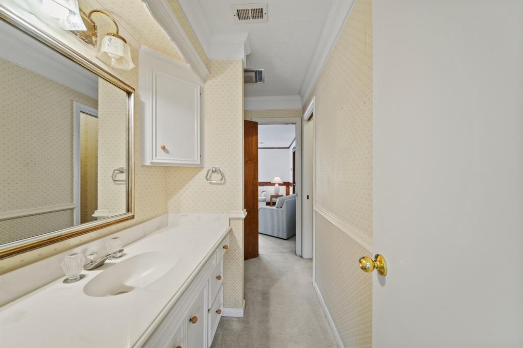 203 Laurel Springs Court, Sugar Land, Texas image 30