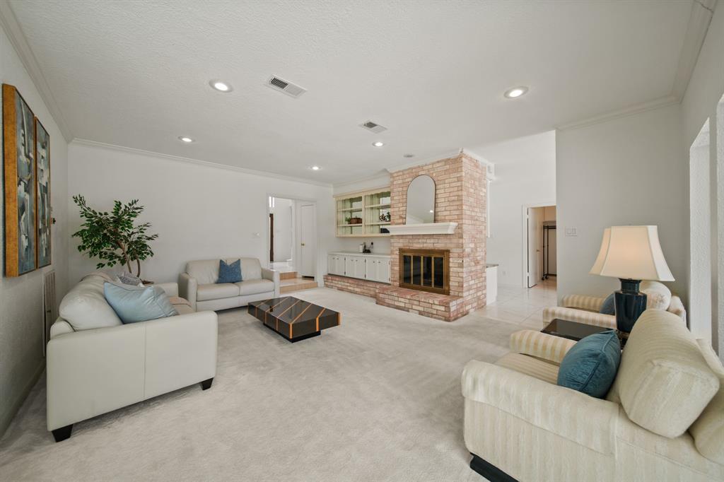 203 Laurel Springs Court, Sugar Land, Texas image 14