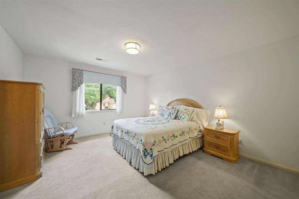 203 Laurel Springs Court, Sugar Land, Texas image 31