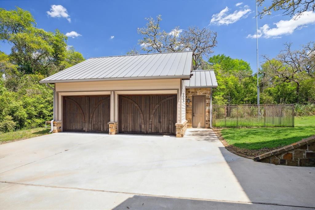 6925 S Sycamore Crossing Road, Bellville, Texas image 33