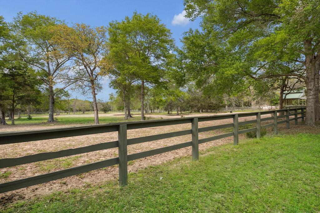 6925 S Sycamore Crossing Road, Bellville, Texas image 41