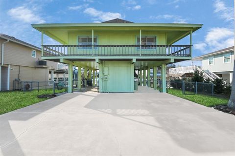 A home in Tiki Island