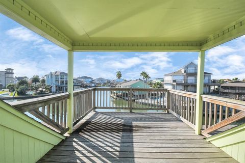 A home in Tiki Island