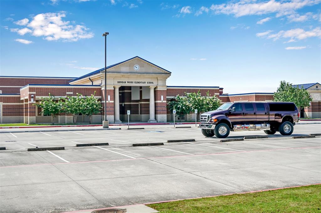 30319 Deleon Fields Drive, Spring, Texas image 32