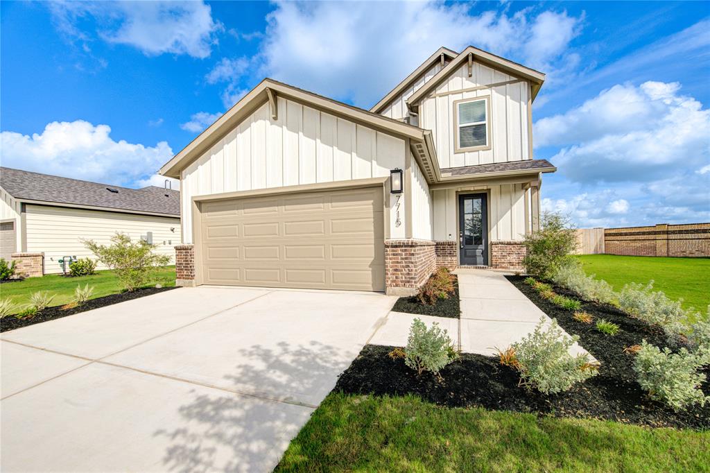 7715 Primrose Myrtle Ln
