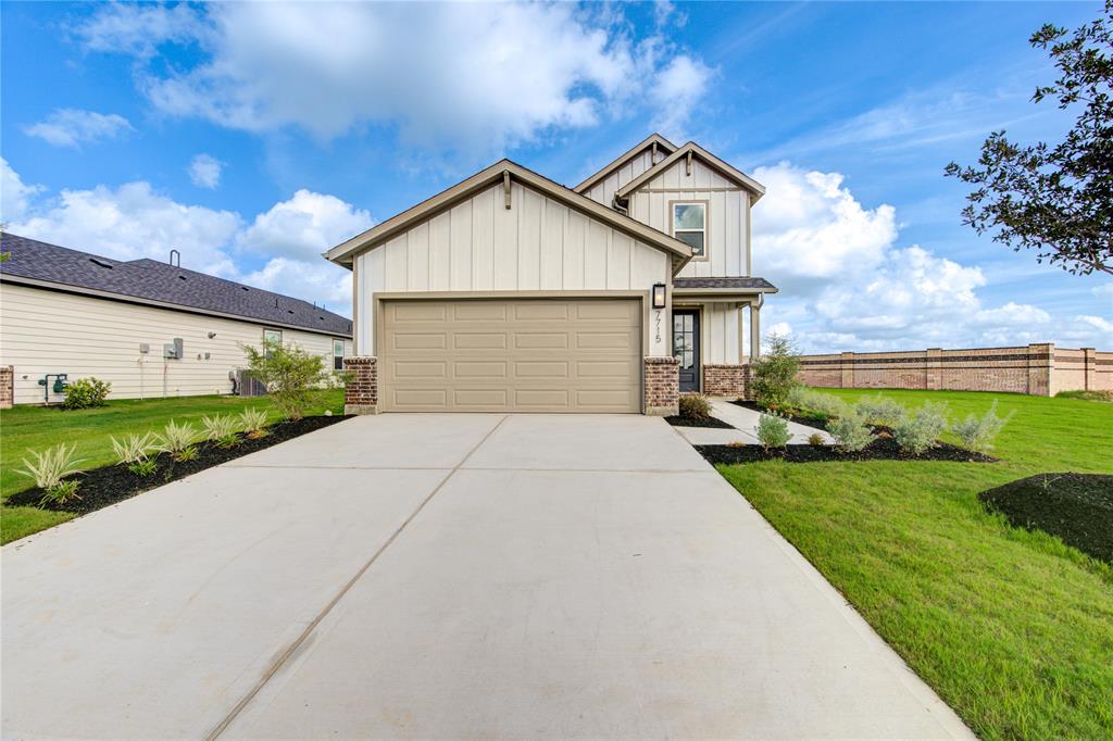 7715 Primrose Myrtle Ln