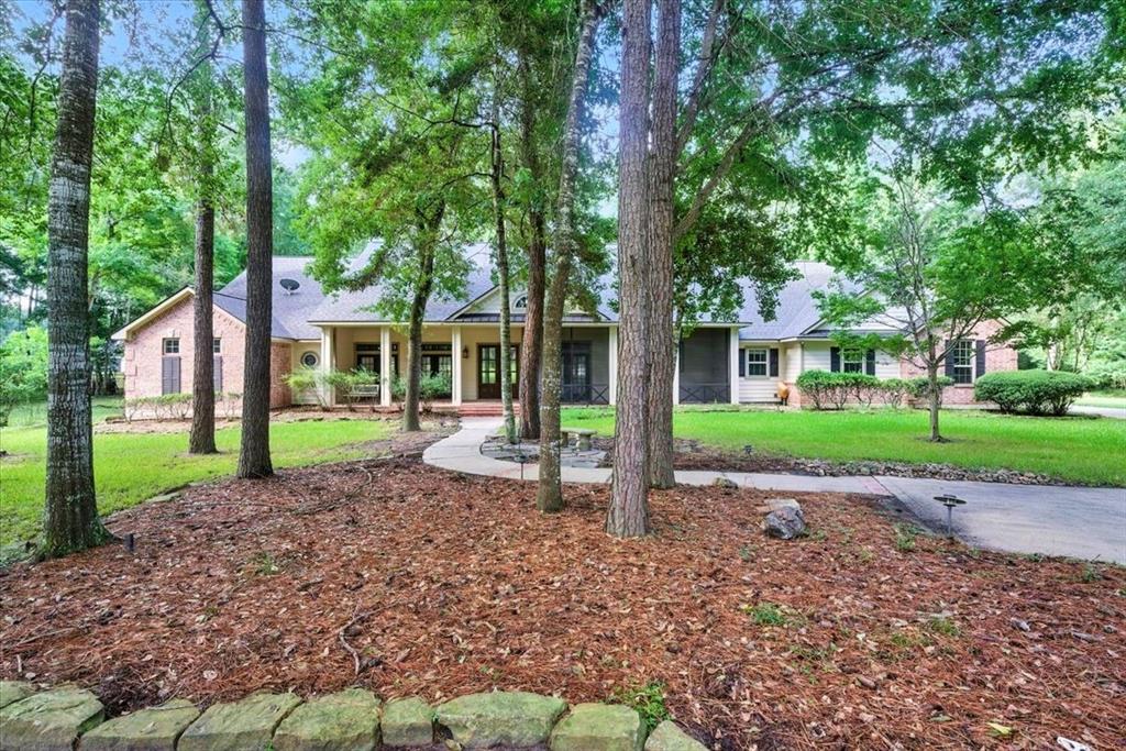 28822 Village Bend