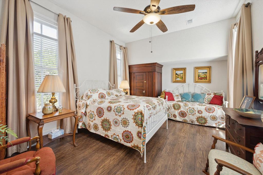 725 Columbus Road, Sealy, Texas image 25
