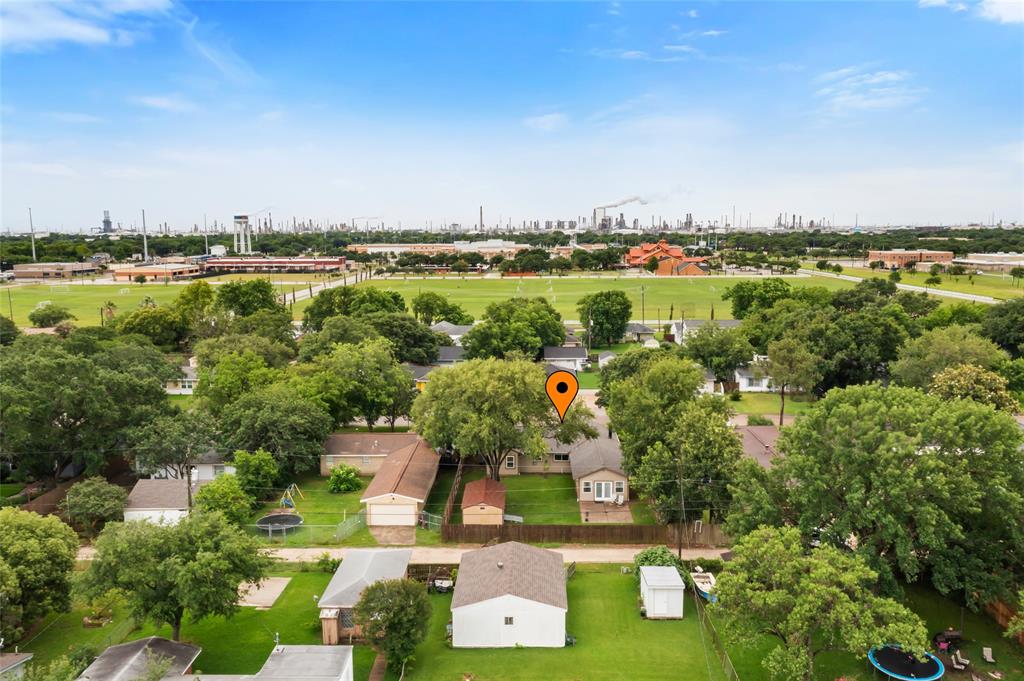 1518 14th Avenue, Texas City, Texas image 25