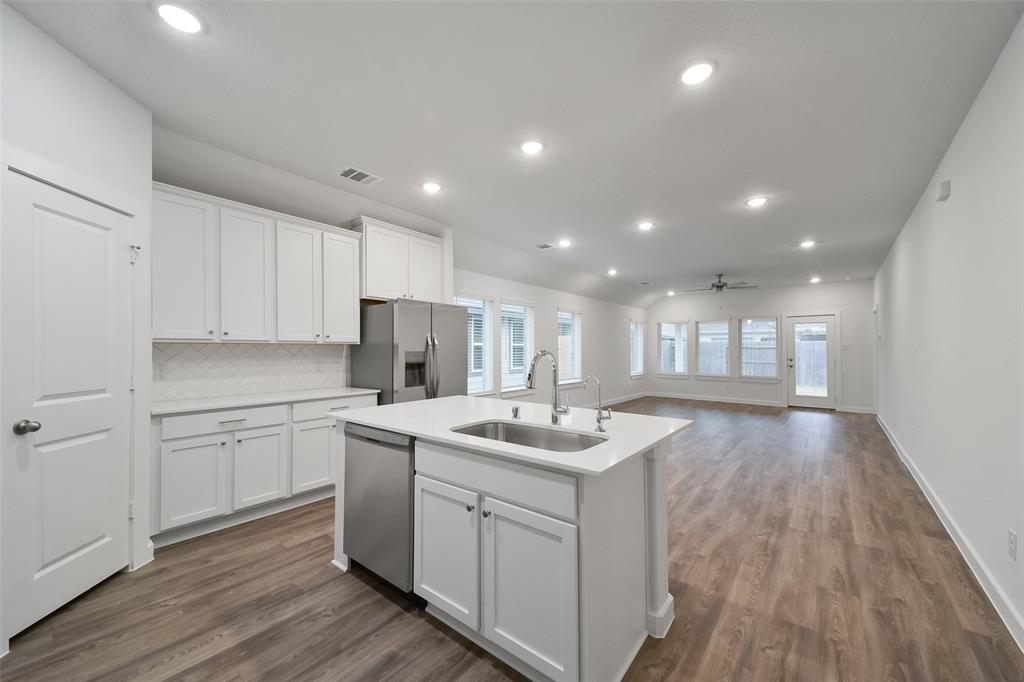 1650 Portia Lane, Conroe, Texas image 11