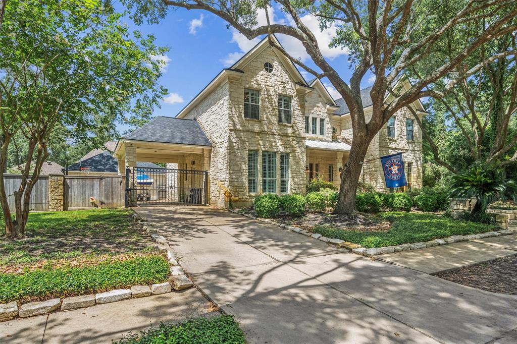 2806 Hazy Hillside Court