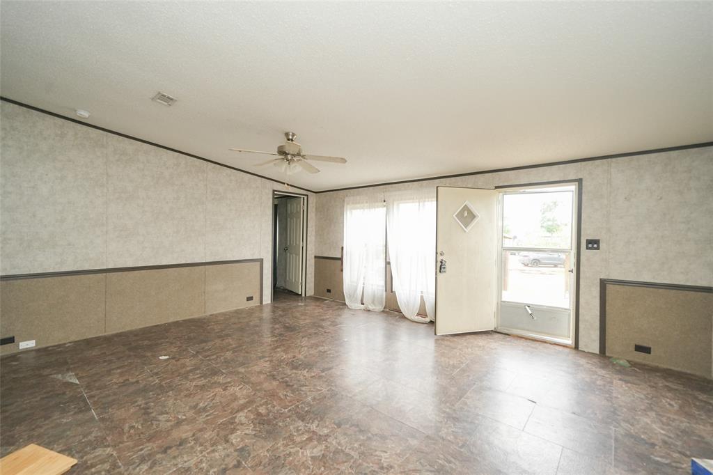 7966 Matthew Steven Drive, Conroe, Texas image 11