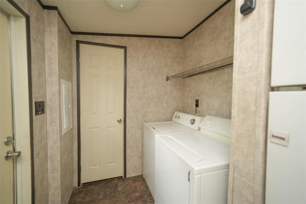 7966 Matthew Steven Drive, Conroe, Texas image 12