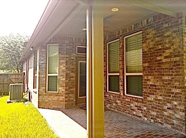 19933 Driver Forest Drive, Porter, Texas image 12
