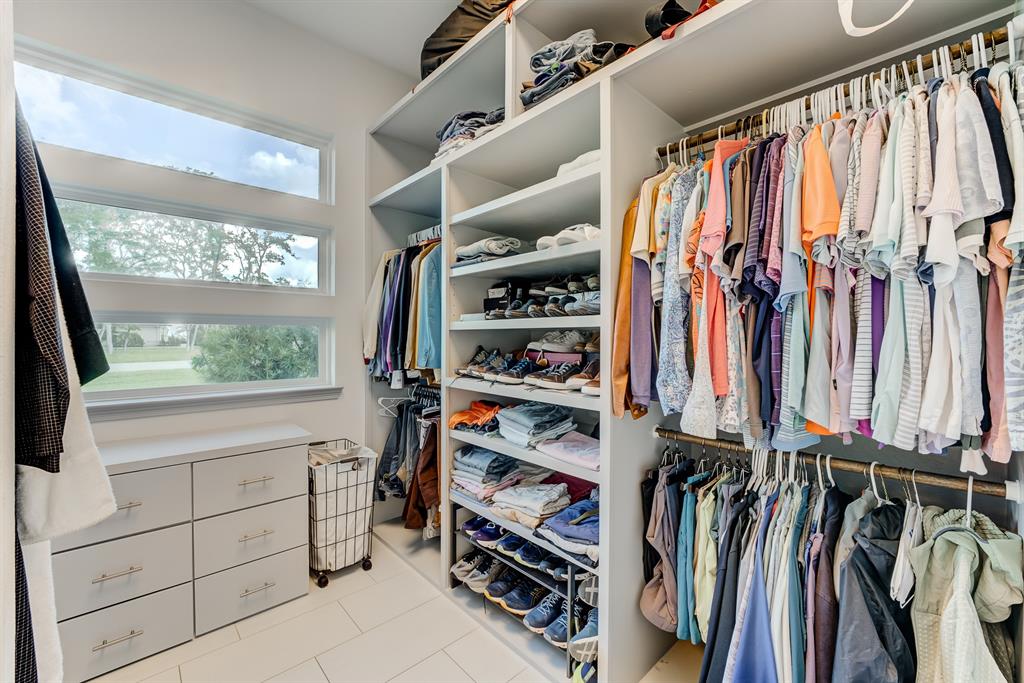 1002 Royal Lakes Manor Boulevard, Richmond, Texas image 30